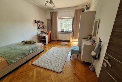 Apartament cu 4 camere decomandat în Gara de Nord - 1