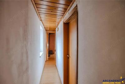 Locuinta cu caracter,doua niveluri,4 camere,terasa,garaj,curte,Centru Istoric Brasov: FILM 3D! - 16