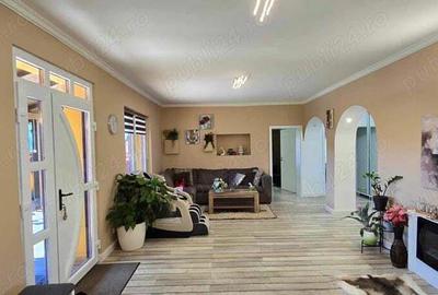 Casă cu 4 camere cu Teren 442 Mp în Central - 3