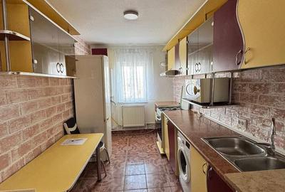 Apartament cu 3 camere decomandat în Central - 2
