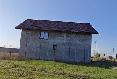 Casă cu Teren 1600 Mp în Gottlob - 2