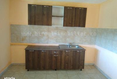 Casă cu 3 camere cu Teren 1500 Mp în Dobromir - 12