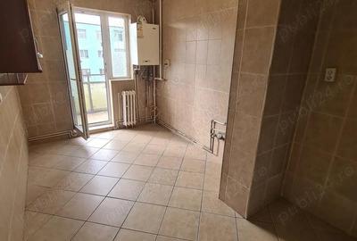 Ap 2 cam in Campina, 58 mp, et 3-- 59.000e - 3