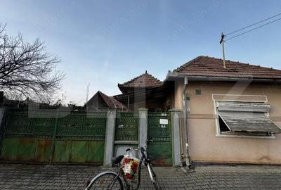 Casa de vanzare, 105.50 mp, teren 483 mp, zona Centru - 8