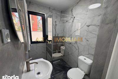 Casă cu 10 camere cu Canalizare în Timpuri Noi - 3