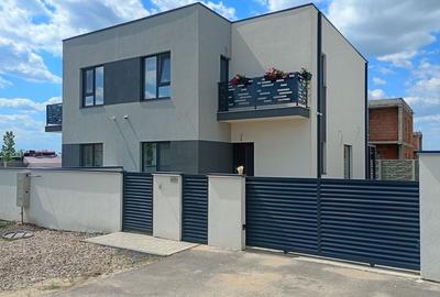 Sanandrei,Duplex P+E, Drum Asfaltat, Proiect Modern. - 2
