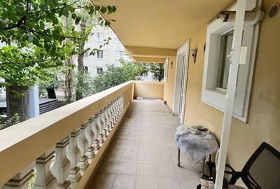 Apartament cu 3 camere decomandat în Titan - 5