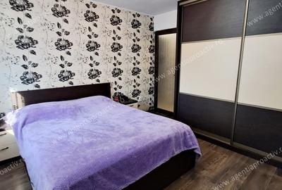 Apartament cu 2 camere decomandat în Micro 20 - 3
