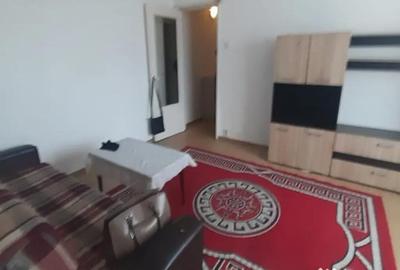 Apartament cu 2 camere nedecomandat în Decebal - 1