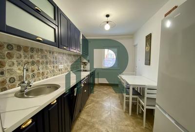 Apartament renovat cu 3 camere si 2 bai in Cartierul Strand - 5