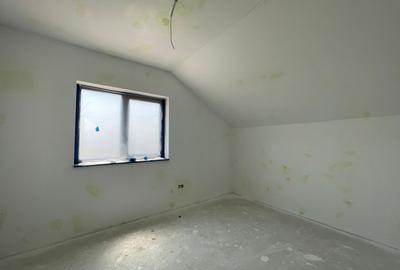 Casă individuală cu 4 camere cu Garaj în Moșnița Veche - 8