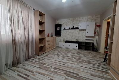 Apartament cu 3 camere decomandat, mobilat în Aradului - 2
