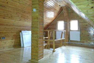 Casă individuală cu 7 camere cu Canalizare în Schei - 9