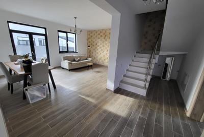Casa 4 camere la cheie - 15