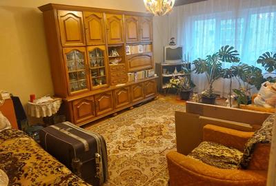 Apartament cu 3 camere decomandat în Balș - 4