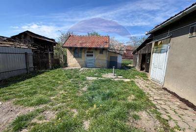 Casă individuală cu 7 camere cu Teren 626 Mp în Pârneava - 2