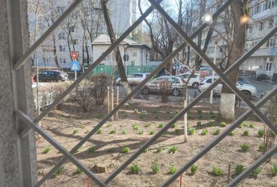 Garsonieră decomandată în 1 Mai - 3