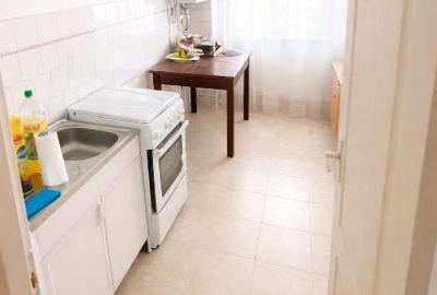 Apartament cu 2 camere decomandat, mobilat în Județean - 5