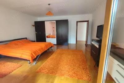 Casă cu 5 camere cu Teren 500 Mp în Central - 2