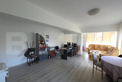 Apartament cu 3 camere decomandat în Central - 2