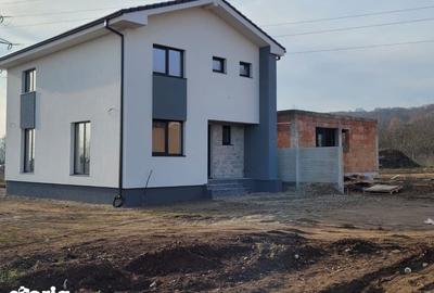 Casă cu 4 camere cu Teren 116 Mp în Tolstoi - 5