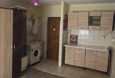 Camera camin, 17mp., et.1, Podu Ros - Piata Nicolina - 2
