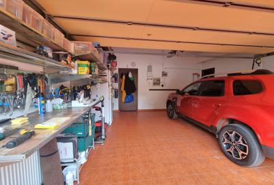 Casă cu 8 camere cu Canalizare în Iancu Nicolae - 25