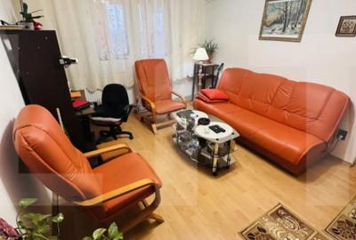Apartament cu 3 camere semidecomandat în Central - 14