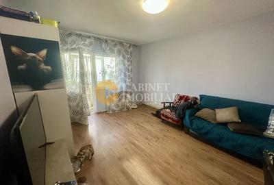 Apartament cu 4 camere decomandat, mobilat în Galata
