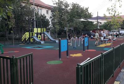 Apartament cu 4 camere decomandat în Otopeni - 8