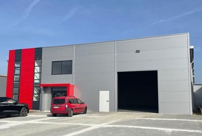 Spațiu industrial, de 595 mp, în Rudeni