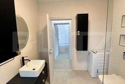 Casa cu 4 dormitoare, 4 bai si 2 bucatarii, terasa si beci  de vanzare in Oradea - 17