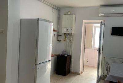 Apartament 2 camere decomandat - zona Dacia - 400 euro/luna (Cod E2) - 6