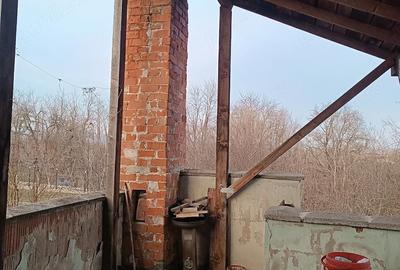 Casă cu 3 camere cu Teren 40 Mp în Central - 2