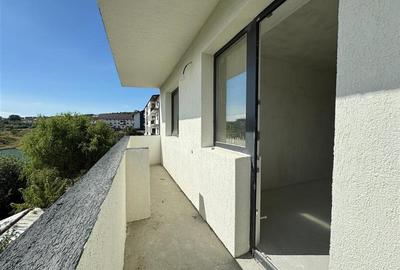 Apartament cu 3 camere decomandat în Hlincea - 24