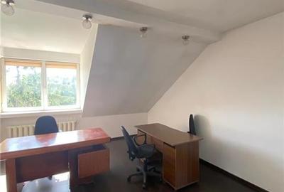 Birou, 203 mp în Central - 3
