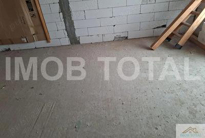 Casă în Periferie - 9