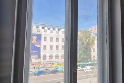 Birou, de 15 mp, în Universitate - 2