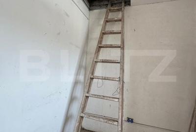 Spațiu comercial, de 110 mp, în Central - 3