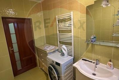 Casă spațioasă 6 camere, 2 băi, garaj spatios și terasă /0% comision - 30