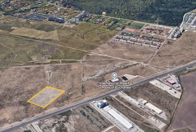 Intravilan scoala americana! - 2