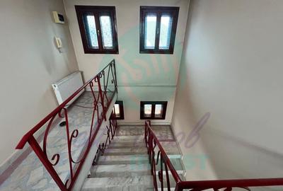 Casă individuală cu 9 camere cu Canalizare în Parcul Carol - 10