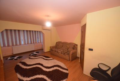 Apartament cu 2 camere decomandat, mobilat în Freidorf - 2