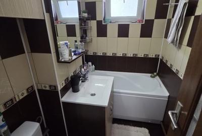 Apartament cu 3 camere semidecomandat în Dacia - 2