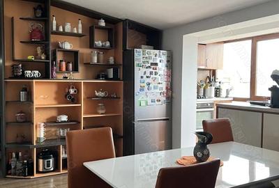 Apartament cu 3 camere decomandat în Soarelui - 8