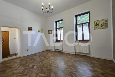 Spatiu de birou 30 mpu zona Centru in Cluj-Napoca geamuri stradale - 3