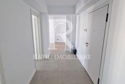 Apartament cu 3 camere decomandat în Nufărul - 5