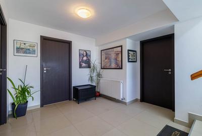 Casă cu 7 camere cu Canalizare în 23 August (Cațelul) - 19