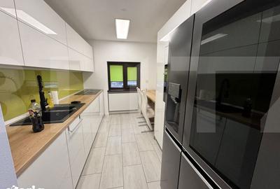Apartament cu 4 camere decomandat în Copălău - 2