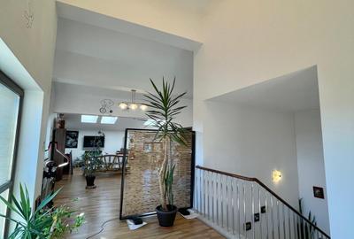 Casă cu 7 camere cu Garaj în Dămăroaia - 14